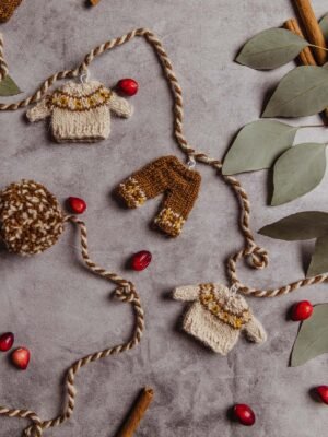 Miniature Sweater Christmas Garland